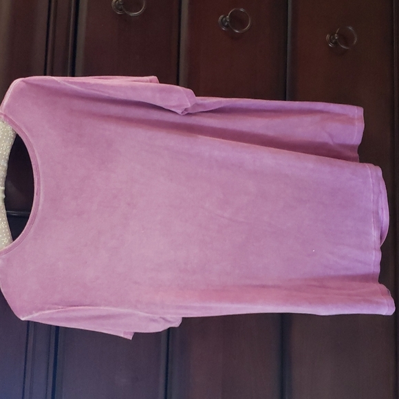 Mauve Top 💥4 for $20💥 - Picture 2 of 4